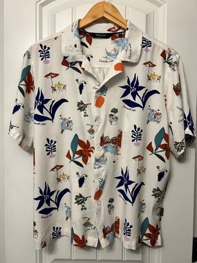 Casual Short-Sleeve Floral Print Shirt - White with Blue & Rust Accents